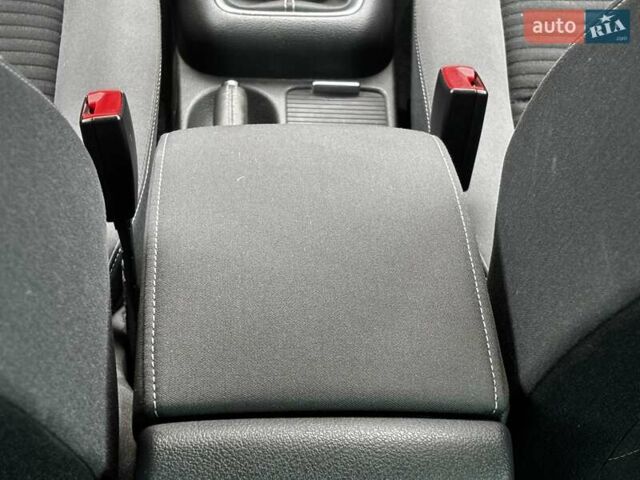 Синий Фольксваген Гольф Плюс, объемом двигателя 1.6 л и пробегом 238 тыс. км за 6850 $, фото 109 на Automoto.ua