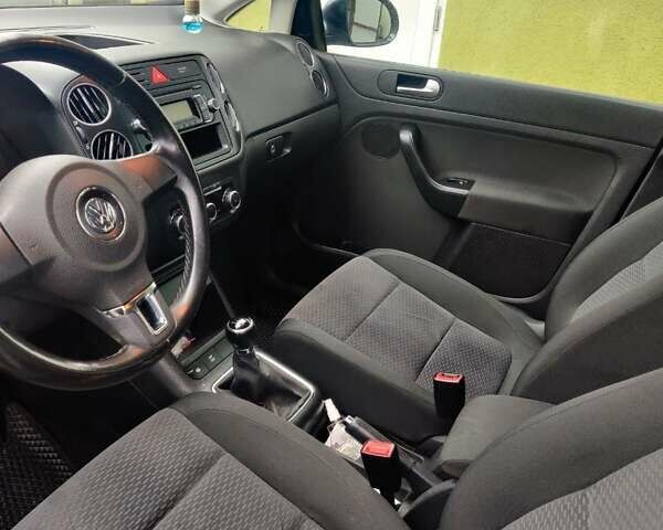 Синий Фольксваген Гольф Плюс, объемом двигателя 1.39 л и пробегом 205 тыс. км за 7500 $, фото 6 на Automoto.ua