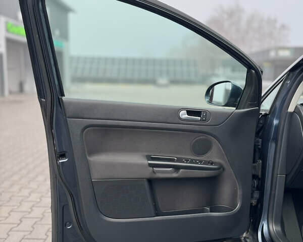 Синий Фольксваген Гольф Плюс, объемом двигателя 1.4 л и пробегом 173 тыс. км за 8400 $, фото 43 на Automoto.ua