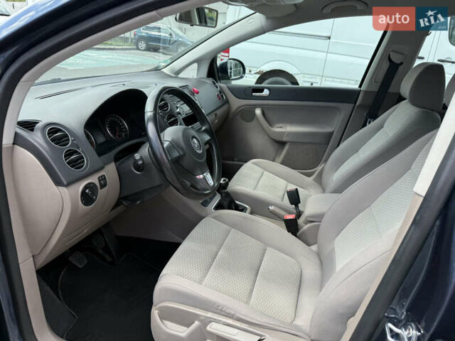 Синий Фольксваген Гольф Плюс, объемом двигателя 1.4 л и пробегом 136 тыс. км за 6900 $, фото 8 на Automoto.ua