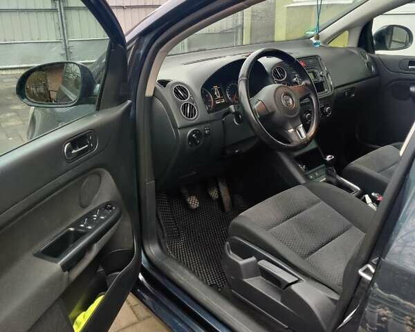 Синий Фольксваген Гольф Плюс, объемом двигателя 1.39 л и пробегом 205 тыс. км за 7500 $, фото 10 на Automoto.ua