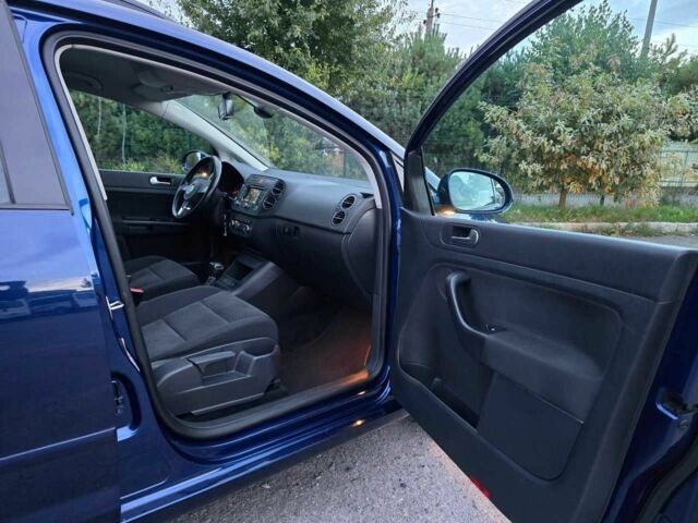 Синий Фольксваген Гольф Плюс, объемом двигателя 1.2 л и пробегом 173 тыс. км за 6999 $, фото 22 на Automoto.ua