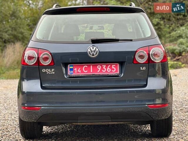 Синий Фольксваген Гольф Плюс, объемом двигателя 0 л и пробегом 218 тыс. км за 7950 $, фото 6 на Automoto.ua