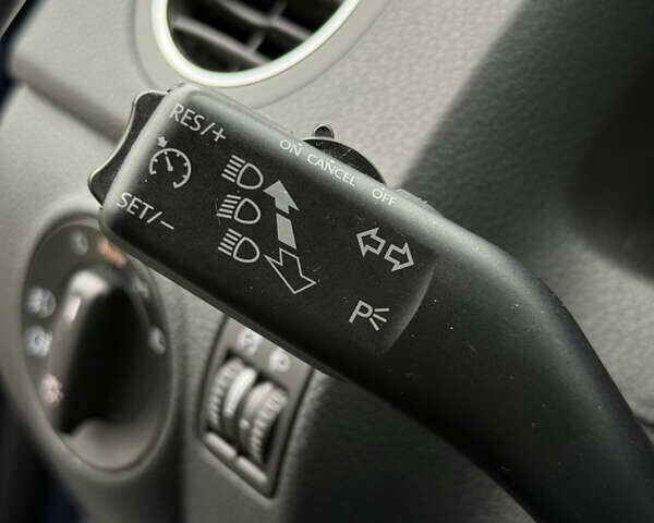 Синій Фольксваген Golf Plus, об'ємом двигуна 1.4 л та пробігом 174 тис. км за 8500 $, фото 58 на Automoto.ua