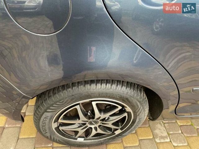 Синий Фольксваген Гольф Плюс, объемом двигателя 1.4 л и пробегом 214 тыс. км за 6300 $, фото 5 на Automoto.ua