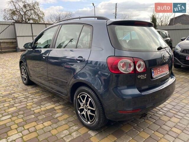 Синий Фольксваген Гольф Плюс, объемом двигателя 1.4 л и пробегом 214 тыс. км за 6300 $, фото 6 на Automoto.ua