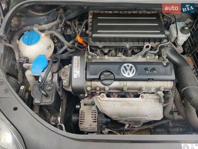 Синий Фольксваген Гольф Плюс, объемом двигателя 1.39 л и пробегом 205 тыс. км за 7500 $, фото 13 на Automoto.ua