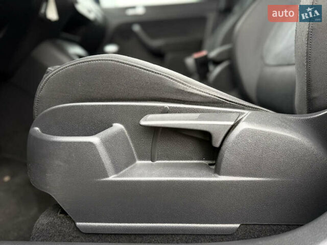 Синій Фольксваген Golf Plus, об'ємом двигуна 1.4 л та пробігом 174 тис. км за 8500 $, фото 49 на Automoto.ua