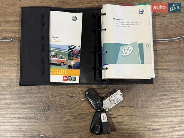 Синій Фольксваген Golf Plus, об'ємом двигуна 1.4 л та пробігом 174 тис. км за 8300 $, фото 136 на Automoto.ua