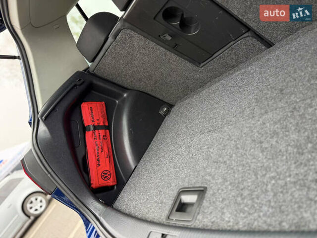 Синій Фольксваген Golf Plus, об'ємом двигуна 1.4 л та пробігом 174 тис. км за 8500 $, фото 107 на Automoto.ua