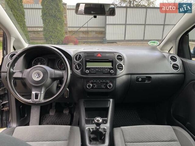 Синий Фольксваген Гольф Плюс, объемом двигателя 1.4 л и пробегом 214 тыс. км за 6300 $, фото 16 на Automoto.ua