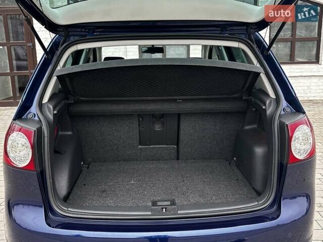 Синий Фольксваген Гольф Плюс, объемом двигателя 1.6 л и пробегом 238 тыс. км за 6850 $, фото 69 на Automoto.ua