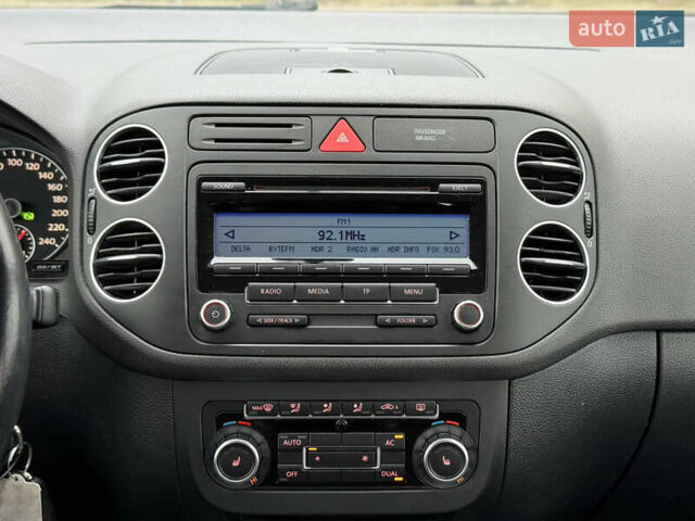 Синій Фольксваген Golf Plus, об'ємом двигуна 1.4 л та пробігом 174 тис. км за 8500 $, фото 36 на Automoto.ua