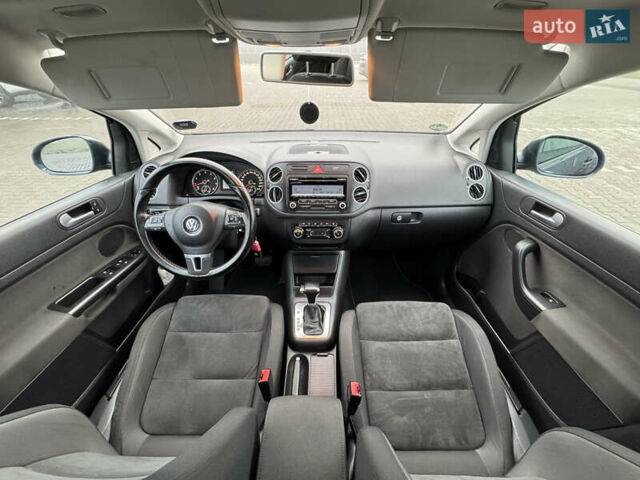 Синий Фольксваген Гольф Плюс, объемом двигателя 1.4 л и пробегом 173 тыс. км за 8400 $, фото 86 на Automoto.ua