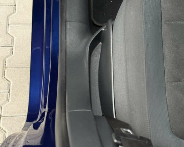 Синій Фольксваген Golf Plus, об'ємом двигуна 1.4 л та пробігом 174 тис. км за 8500 $, фото 78 на Automoto.ua