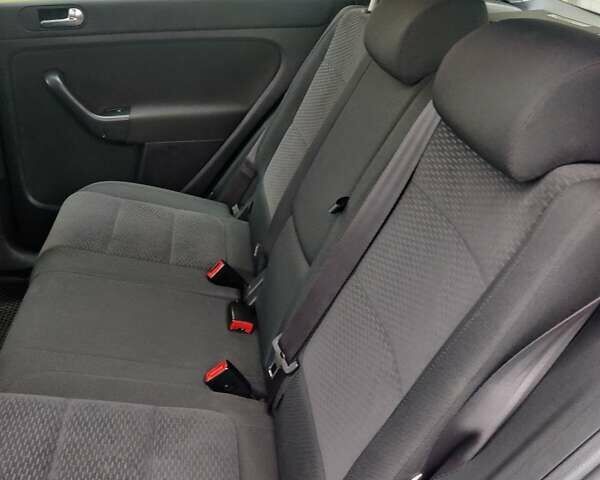 Синий Фольксваген Гольф Плюс, объемом двигателя 1.39 л и пробегом 205 тыс. км за 7500 $, фото 4 на Automoto.ua