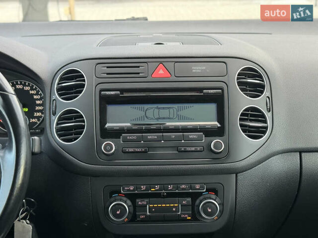 Синій Фольксваген Golf Plus, об'ємом двигуна 1.4 л та пробігом 174 тис. км за 8300 $, фото 49 на Automoto.ua