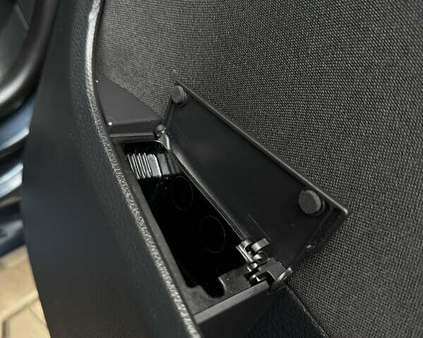 Синий Фольксваген Гольф Плюс, объемом двигателя 1.4 л и пробегом 173 тыс. км за 8400 $, фото 72 на Automoto.ua