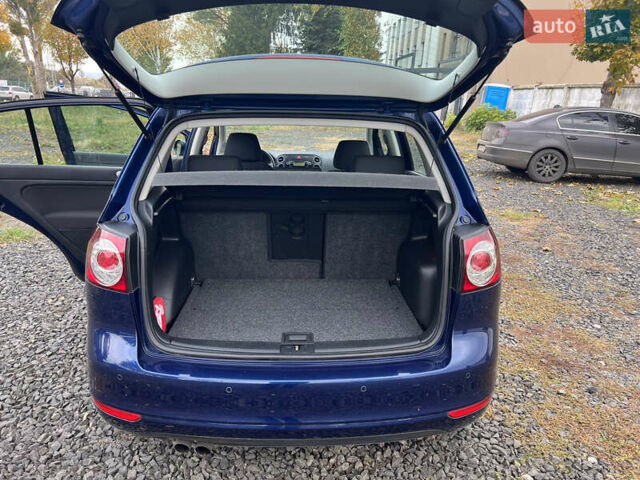 Синий Фольксваген Гольф Плюс, объемом двигателя 1.4 л и пробегом 220 тыс. км за 7200 $, фото 17 на Automoto.ua