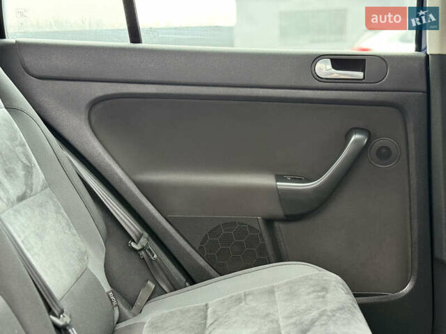 Синій Фольксваген Golf Plus, об'ємом двигуна 1.4 л та пробігом 174 тис. км за 8500 $, фото 87 на Automoto.ua