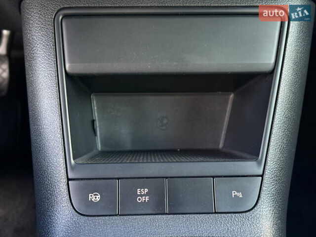 Синій Фольксваген Golf Plus, об'ємом двигуна 1.4 л та пробігом 174 тис. км за 8300 $, фото 78 на Automoto.ua