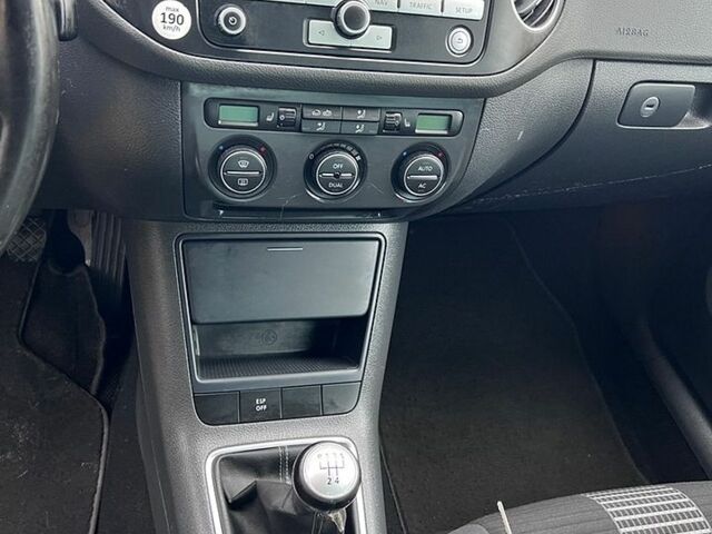 Синій Фольксваген Golf Plus, об'ємом двигуна 1.6 л та пробігом 143 тис. км за 6450 $, фото 29 на Automoto.ua