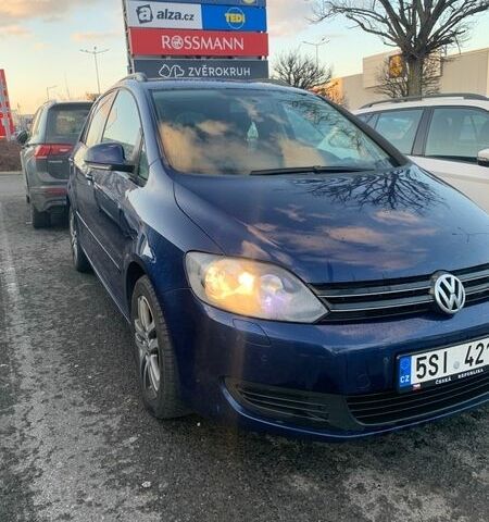 Синий Фольксваген Гольф Плюс, объемом двигателя 1.4 л и пробегом 261 тыс. км за 4600 $, фото 6 на Automoto.ua