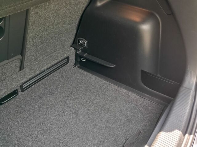 Синій Фольксваген Golf Plus, об'ємом двигуна 1.4 л та пробігом 217 тис. км за 7800 $, фото 17 на Automoto.ua