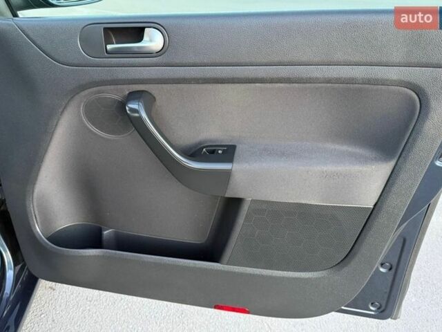 Синий Фольксваген Гольф Плюс, объемом двигателя 1.6 л и пробегом 172 тыс. км за 8877 $, фото 49 на Automoto.ua