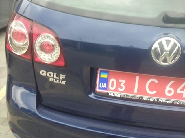 Синій Фольксваген Golf Plus, об'ємом двигуна 1.4 л та пробігом 84 тис. км за 6500 $, фото 19 на Automoto.ua