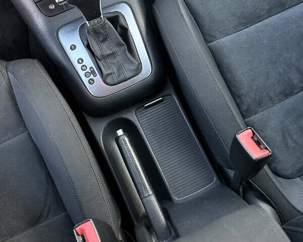 Синій Фольксваген Golf Plus, об'ємом двигуна 1.4 л та пробігом 174 тис. км за 8300 $, фото 80 на Automoto.ua