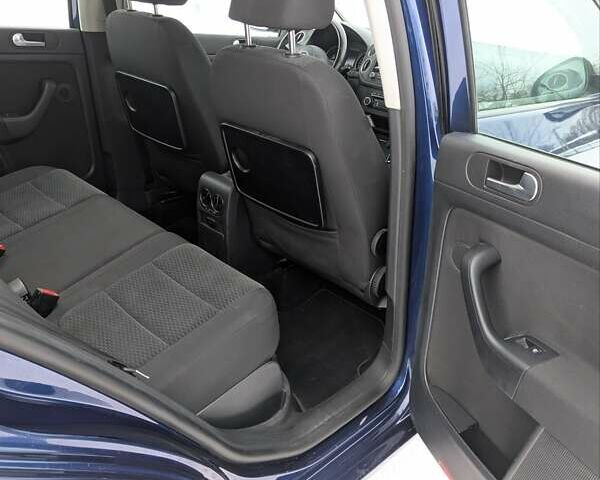 Синій Фольксваген Golf Plus, об'ємом двигуна 1.4 л та пробігом 275 тис. км за 6400 $, фото 7 на Automoto.ua