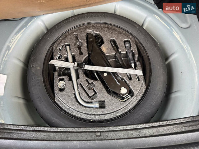 Синий Фольксваген Гольф Плюс, объемом двигателя 1.4 л и пробегом 220 тыс. км за 7200 $, фото 18 на Automoto.ua