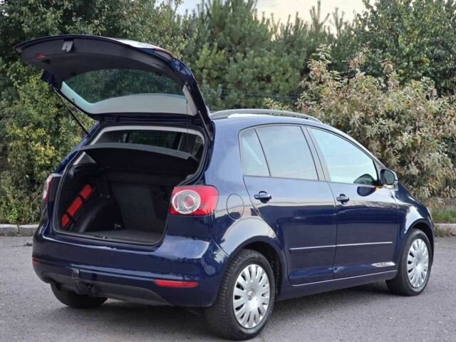 Синий Фольксваген Гольф Плюс, объемом двигателя 1.2 л и пробегом 173 тыс. км за 6999 $, фото 5 на Automoto.ua