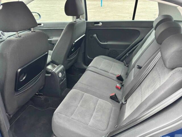 Синий Фольксваген Гольф Плюс, объемом двигателя 1.4 л и пробегом 275 тыс. км за 7200 $, фото 8 на Automoto.ua