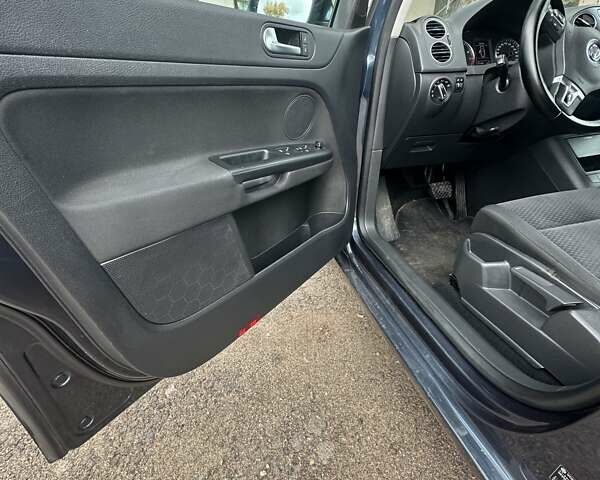 Фольксваген Гольф Плюс 2010 в Новоукраинке на Automoto.ua Синий Фольксваген Гольф Плюс, объемом двигателя 1.4 л и пробегом 173 тыс. км за 8500 $, фото 8 на Automoto.ua