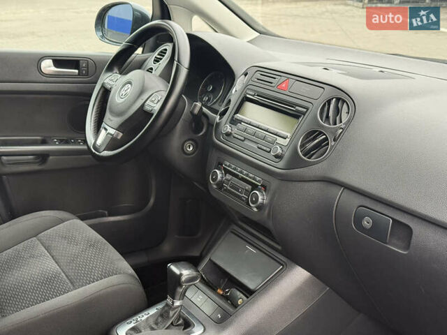Синій Фольксваген Golf Plus, об'ємом двигуна 1.4 л та пробігом 171 тис. км за 7950 $, фото 42 на Automoto.ua