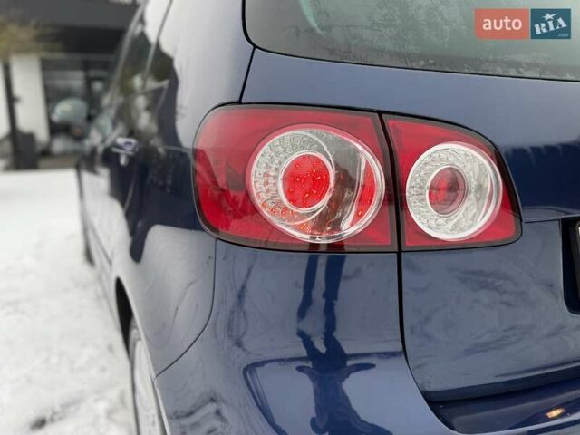 Синий Фольксваген Гольф Плюс, объемом двигателя 1.4 л и пробегом 195 тыс. км за 7300 $, фото 33 на Automoto.ua