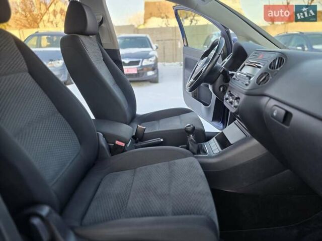 Синий Фольксваген Гольф Плюс, объемом двигателя 1.2 л и пробегом 152 тыс. км за 6200 $, фото 22 на Automoto.ua