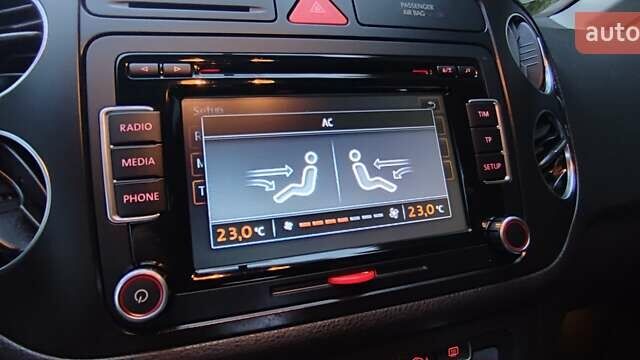 Синий Фольксваген Гольф Плюс, объемом двигателя 1.4 л и пробегом 152 тыс. км за 9300 $, фото 51 на Automoto.ua