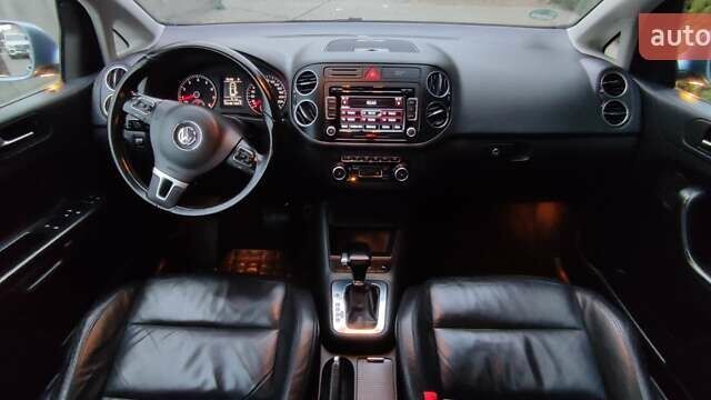 Синий Фольксваген Гольф Плюс, объемом двигателя 1.4 л и пробегом 152 тыс. км за 9300 $, фото 19 на Automoto.ua