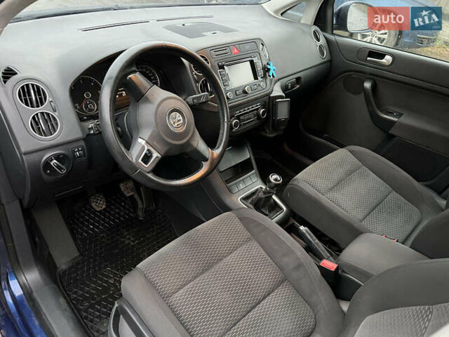 Синій Фольксваген Golf Plus, об'ємом двигуна 1.6 л та пробігом 331 тис. км за 6500 $, фото 5 на Automoto.ua