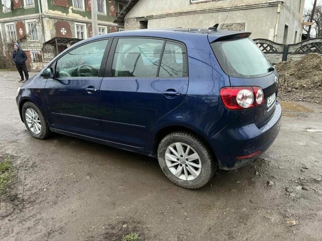 Синий Фольксваген Гольф Плюс, объемом двигателя 1.6 л и пробегом 331 тыс. км за 6500 $, фото 8 на Automoto.ua