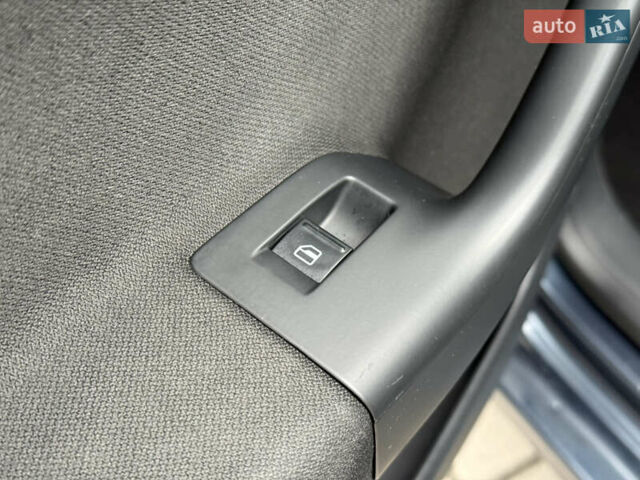 Синій Фольксваген Golf Plus, об'ємом двигуна 1.4 л та пробігом 171 тис. км за 7950 $, фото 34 на Automoto.ua