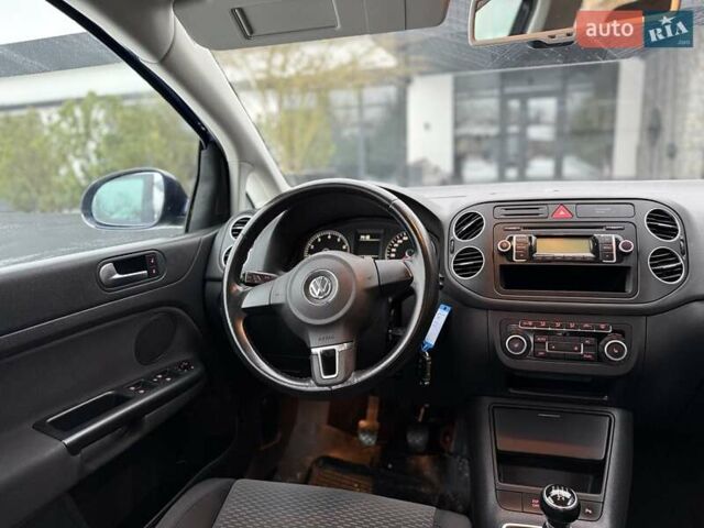 Синий Фольксваген Гольф Плюс, объемом двигателя 1.4 л и пробегом 195 тыс. км за 7200 $, фото 40 на Automoto.ua
