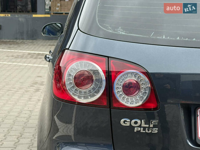 Синій Фольксваген Golf Plus, об'ємом двигуна 1.4 л та пробігом 171 тис. км за 7950 $, фото 24 на Automoto.ua