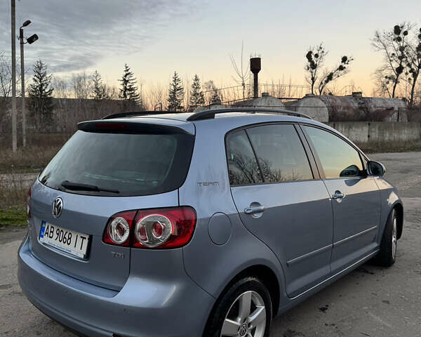 Синий Фольксваген Гольф Плюс, объемом двигателя 1.6 л и пробегом 210 тыс. км за 7800 $, фото 7 на Automoto.ua