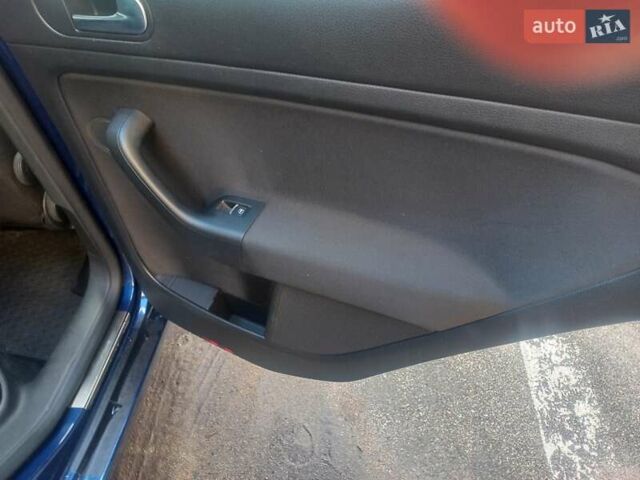 Синий Фольксваген Гольф Плюс, объемом двигателя 1.97 л и пробегом 180 тыс. км за 9500 $, фото 17 на Automoto.ua