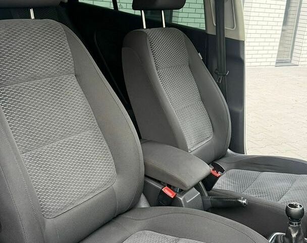 Синій Фольксваген Golf Plus, об'ємом двигуна 1.6 л та пробігом 199 тис. км за 6777 $, фото 27 на Automoto.ua