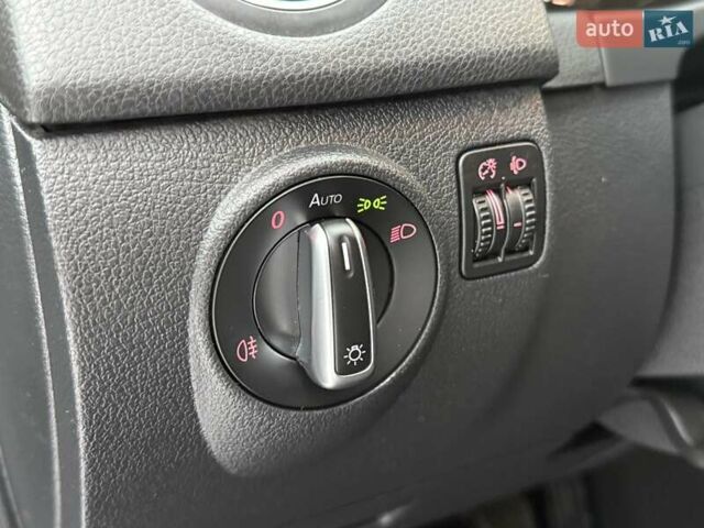 Синий Фольксваген Гольф Плюс, объемом двигателя 1.4 л и пробегом 195 тыс. км за 7300 $, фото 43 на Automoto.ua